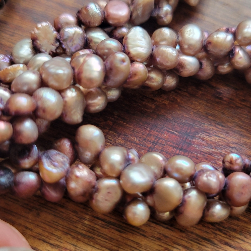 Elegant 18" Fresh Water  Pearl Necklace